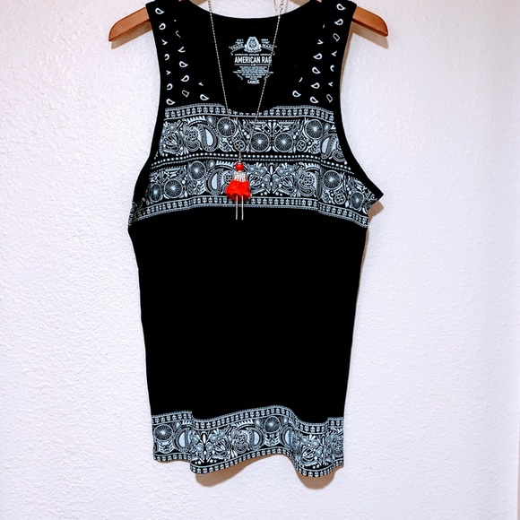 American Rag Tops - CUTE AMERICAN RAG  TOP 🌹